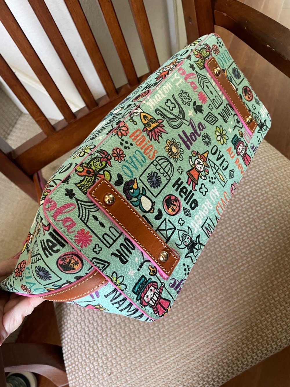 Disney Dooney & Bourke It's a Small World Mint Multi-Color Print Tote - Picture 4 of 6